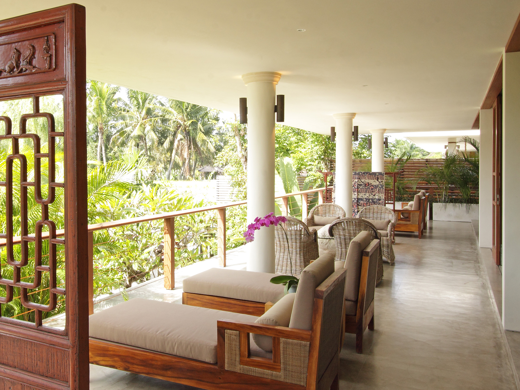16. Villa Sarasvati - Upstairs balcony living area - Dea Villas - Villa Sarasvati, Canggu, Bali